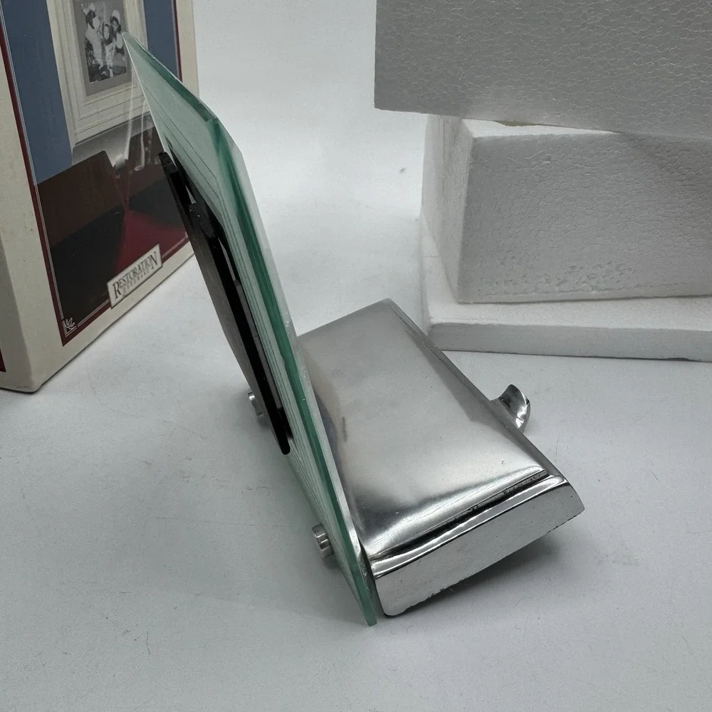 Vtg RESTORATION HARDWARE Silvertone Bevel Glass Frame Stocking Hanger Holder 6
